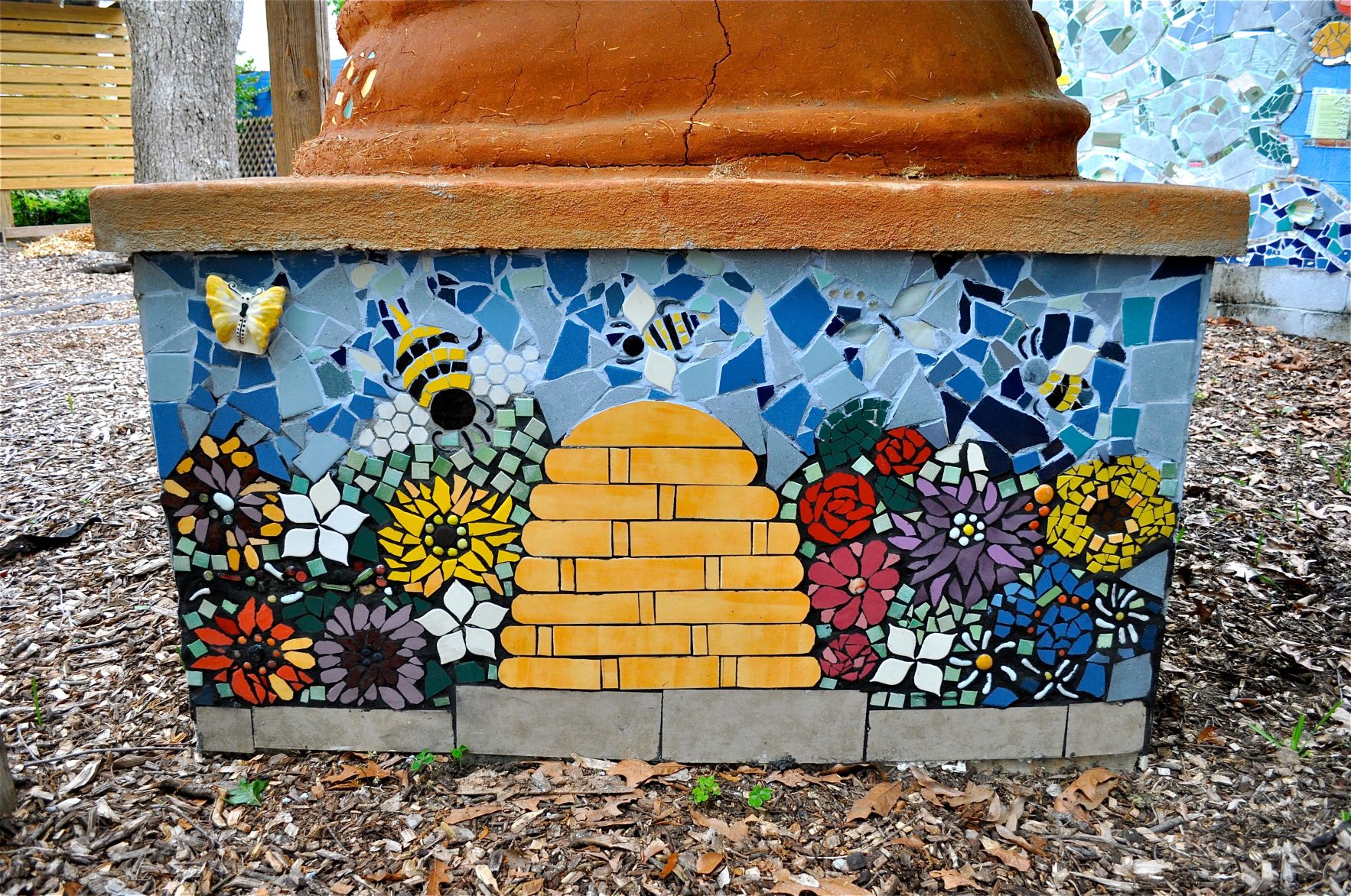 Romney Urban Garden mural on oven .jpg